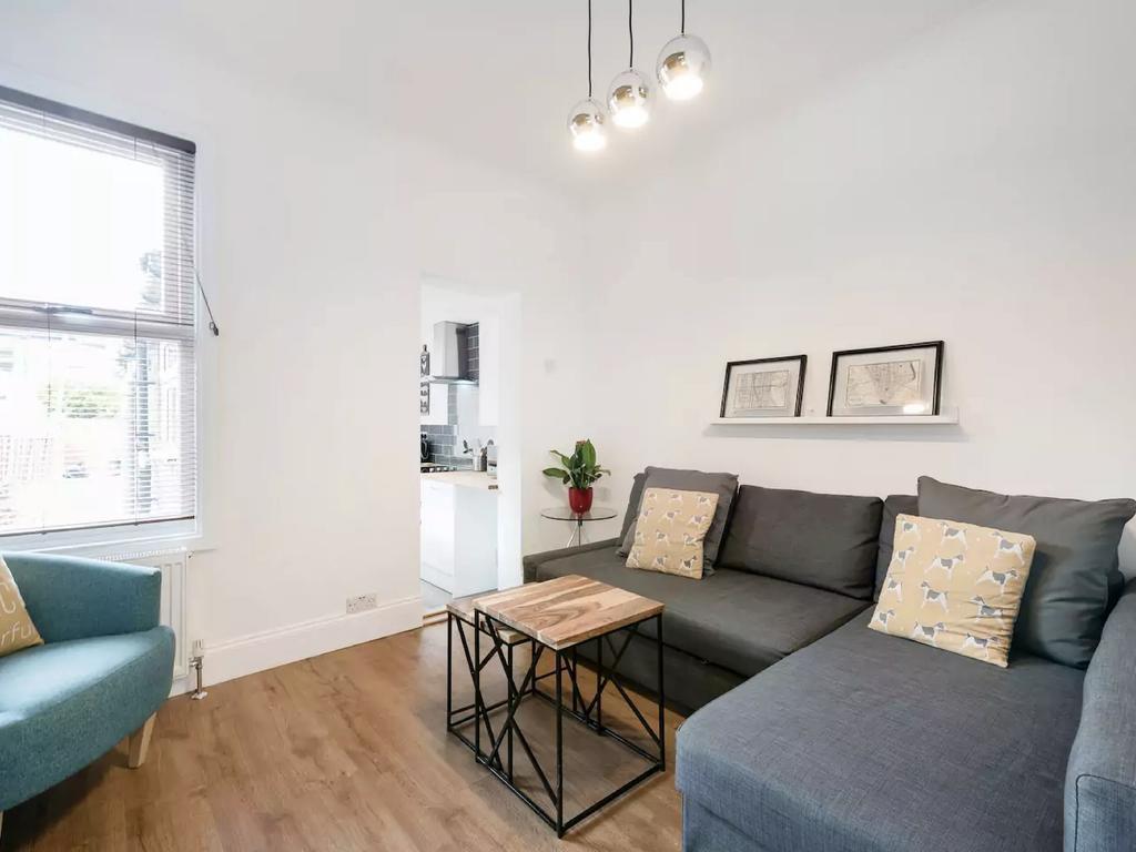 Cambridge House - Modern 2 Bedroom House, Close To Luton Airport & Town Centre Buitenkant foto